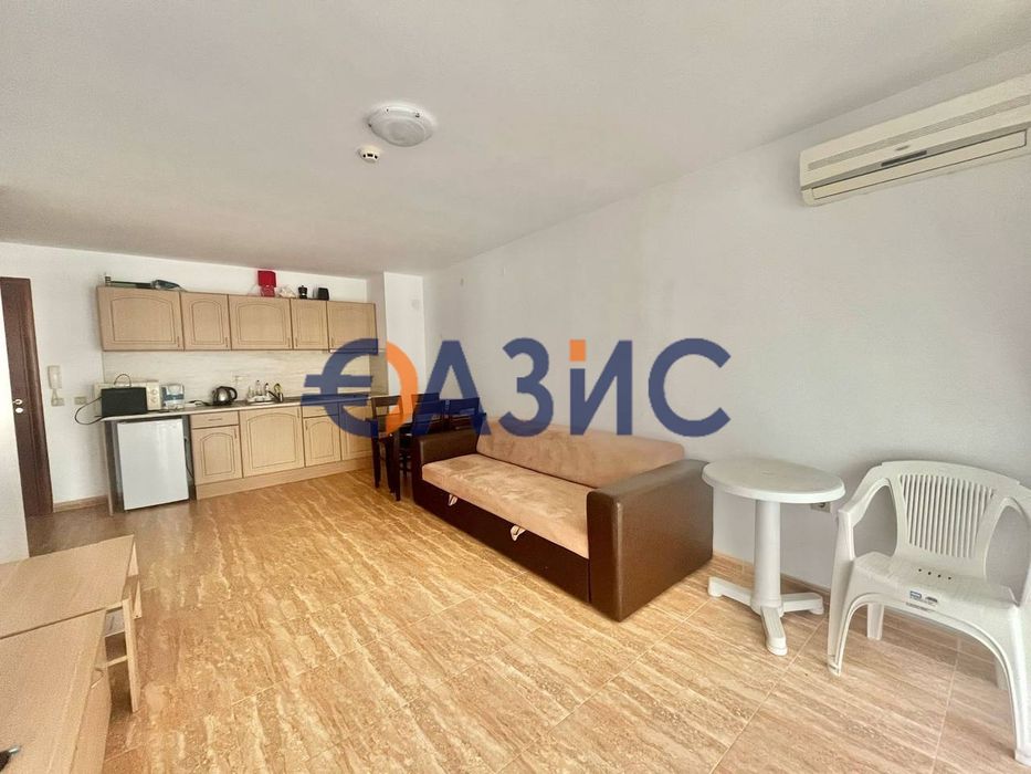 Продава се Двустаен апартамент в Свети Влас - 78 кв.м за 589 €/кв.м - Снимка #6
