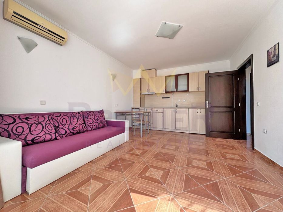 Продава се Двустаен апартамент в к.к. Слънчев бряг - 58 кв.м за 1268 €/кв.м - Снимка #2