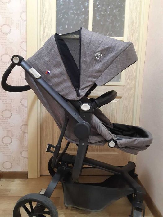 Продается детская коляска