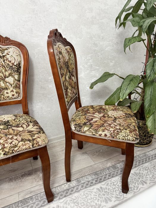 Продам стулья нормальном качестве 10шт