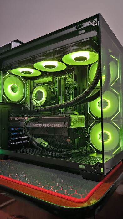 PC Gaming Ryzen 7 9800X3D/RTX 5070 TI/32GB RAM/2TB SSD/850W PSU