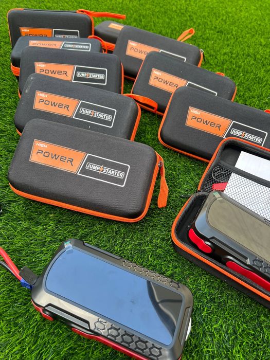 Пусковое устройство мощный jump starter 8000mah Доставка есть!
