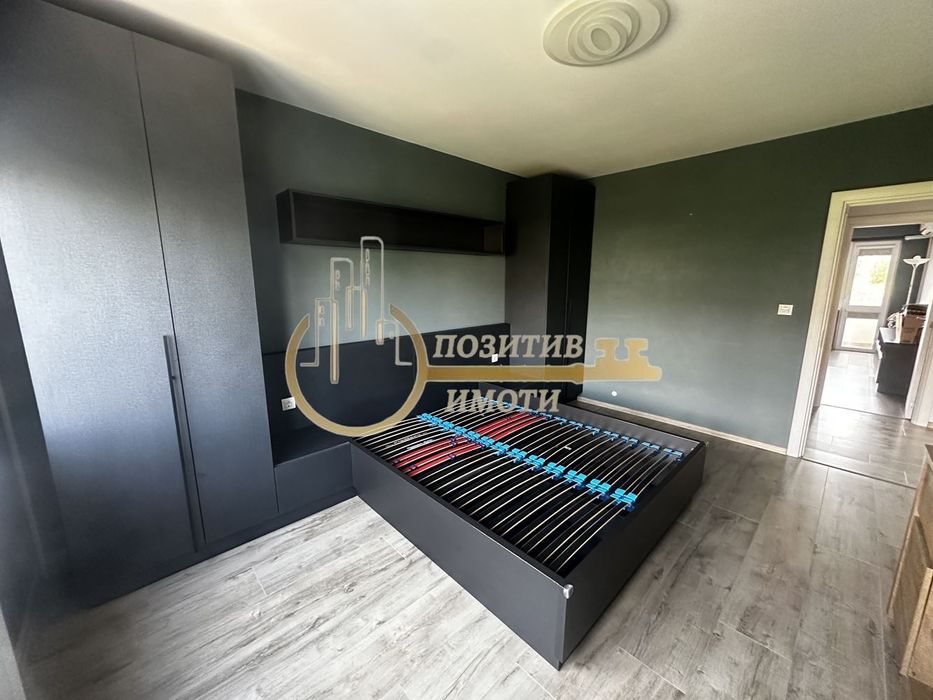 Продава се Тристаен апартамент в София, Илинден - 88 кв.м за 2728 €/кв.м - Снимка #12