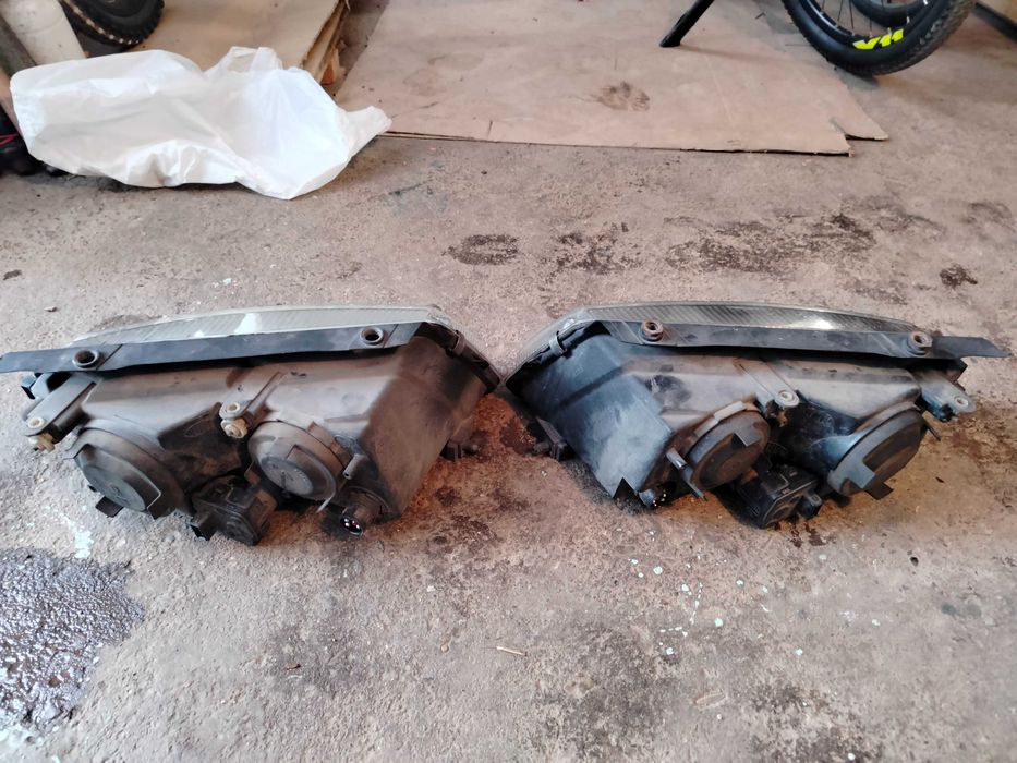 Фарове за Фолксваген Пасат б5