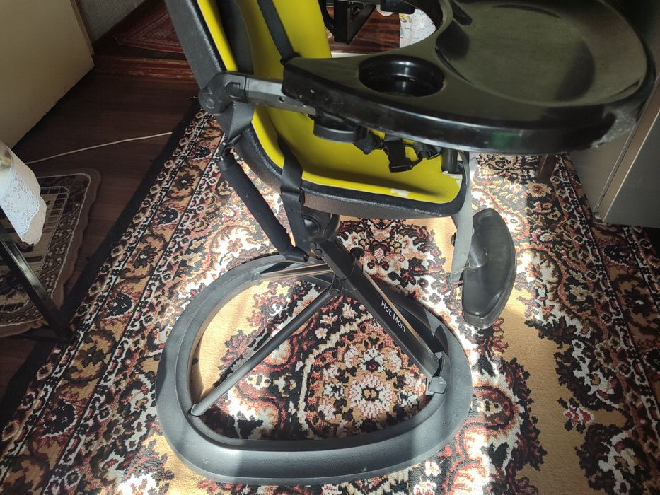 Детский стульчик для кормления Hot Mom