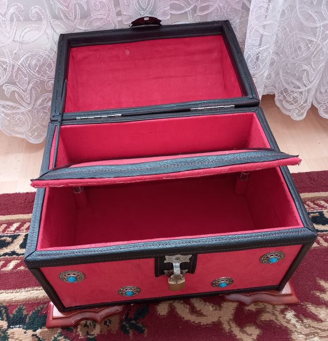 Сундук ручной работы