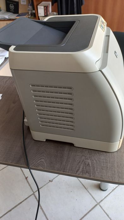 Цветен лазерен принтер HP Color LaserJet 1600