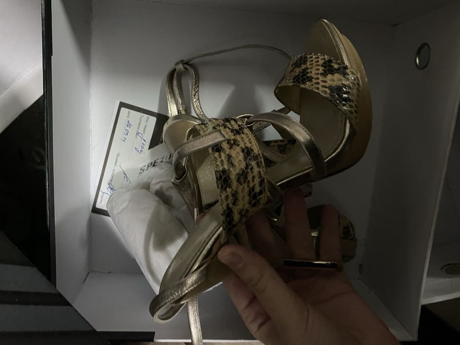 Токчета MASSIMO Zardi ,ОТЛИЧНО състояние Може да се договорим за цена