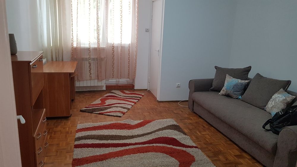 PF dau in chirie garsoniera in cart Gheorghieni