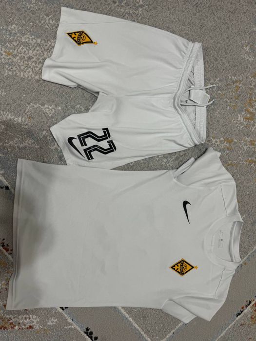 Кайратская форма