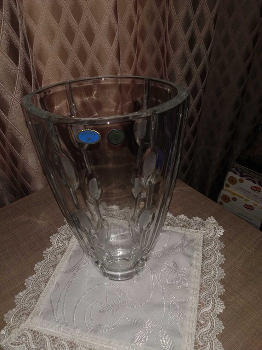Кристална ваза от масивен чешки кристал Bohemia