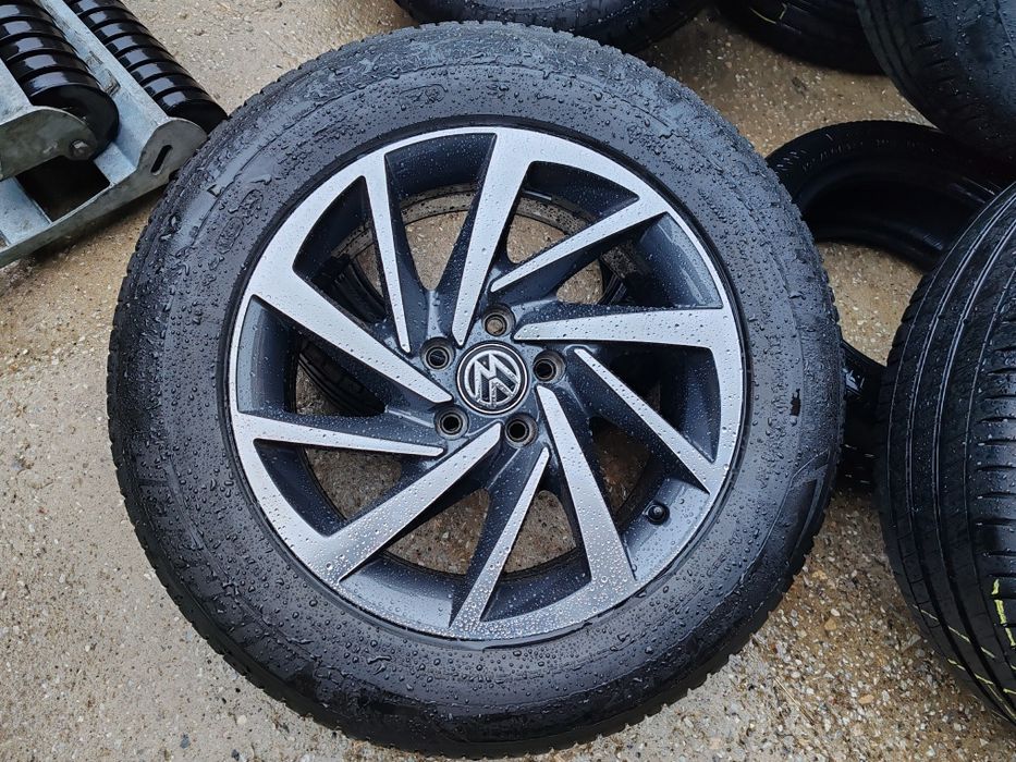 VW Tiguan, Фолксваген 17 цола