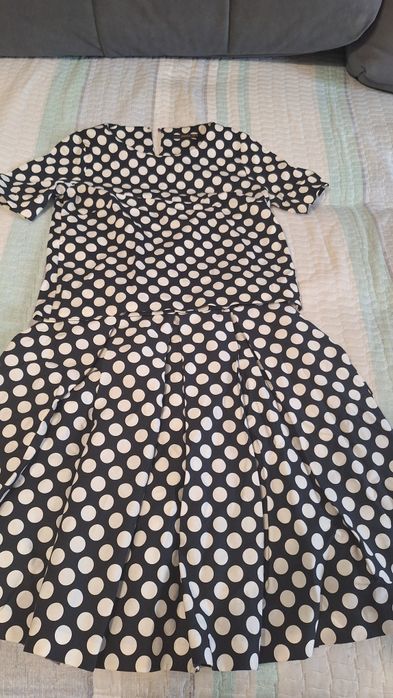 Продам женский костюм с юбкой