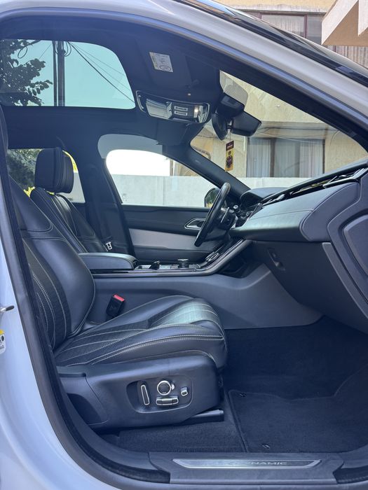 •Range Rover Velar R-Dynamic 3.0D 300 Cp 2018 Alb Perlat Full •