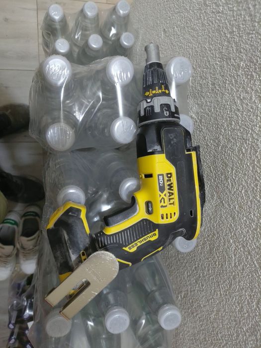 Dewalt dcf630 винтоверт за гипсокартон
