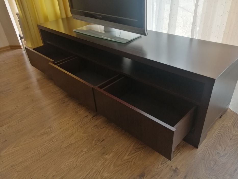 Тумба под телевизор