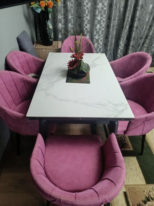 Продам качественные стулья