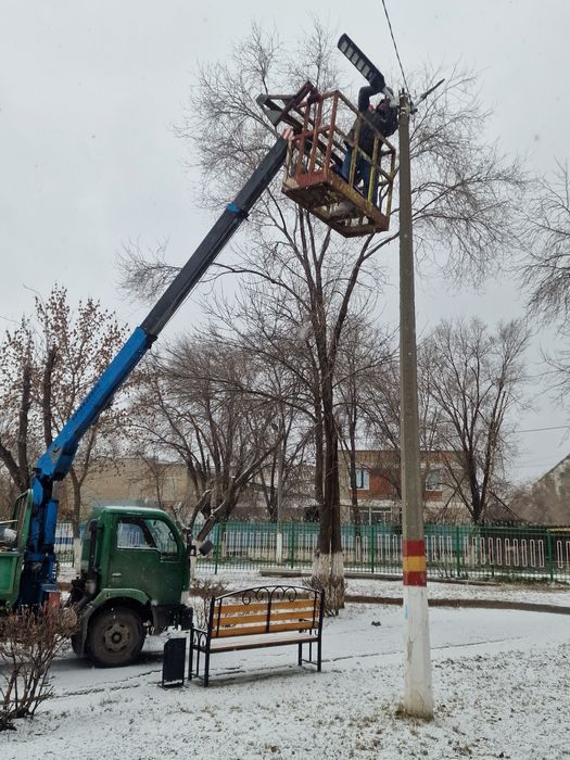 Продам Манипулятор Эвакуатор большой Автовышк АГП