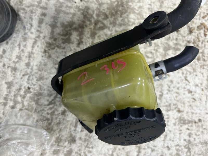 Бачок ГУРа 2MZ-FE 2.5L