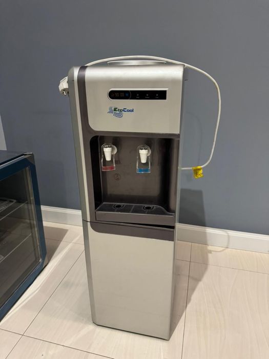 Диспенсер для воды