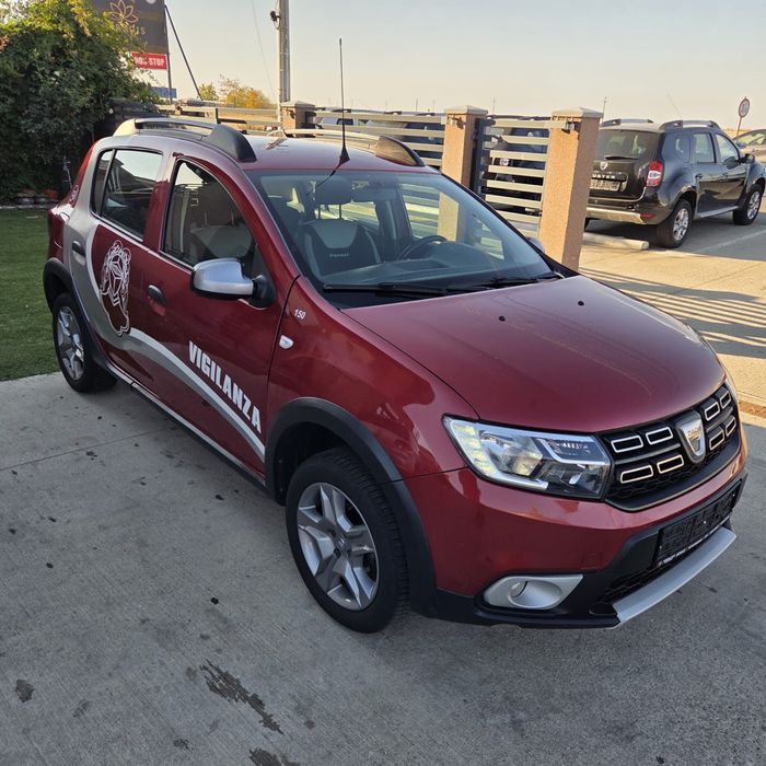 STEPWAY 1,5 BLUE DCI -An 2020 —-5800€