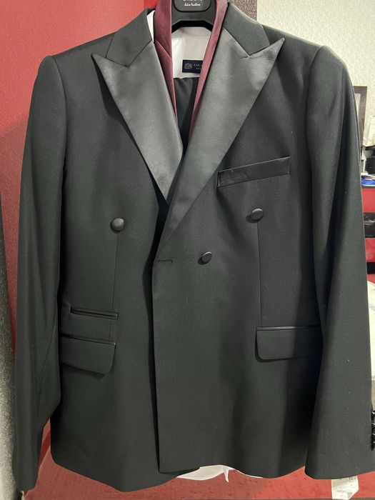 Костюм двойка………..