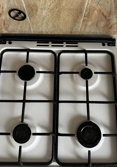 Срочно продаётся газ плита Shivaki