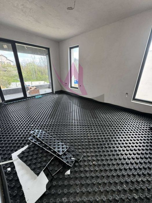 Продава се Къща в Варна, м-т Пчелина - 250 кв.м за 888 €/кв.м - Снимка #4