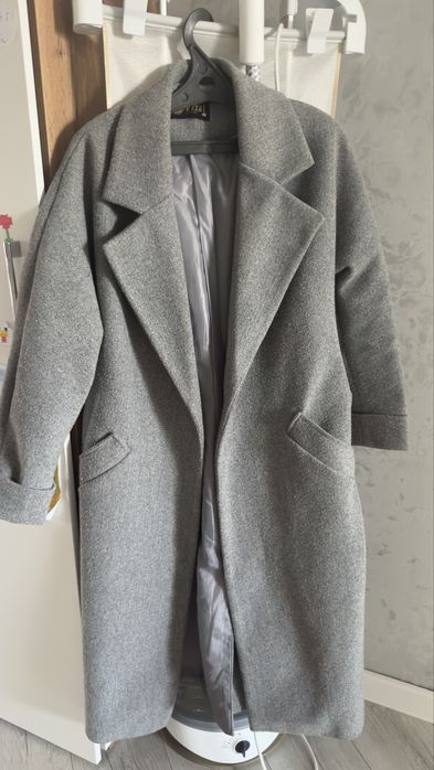 Продам пальто размер 42-44
