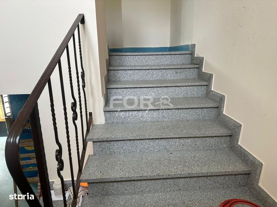Spatiu comercial P+M, 200mp de inchiriat zona Oncea