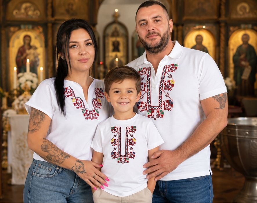 Тениски с бродерия