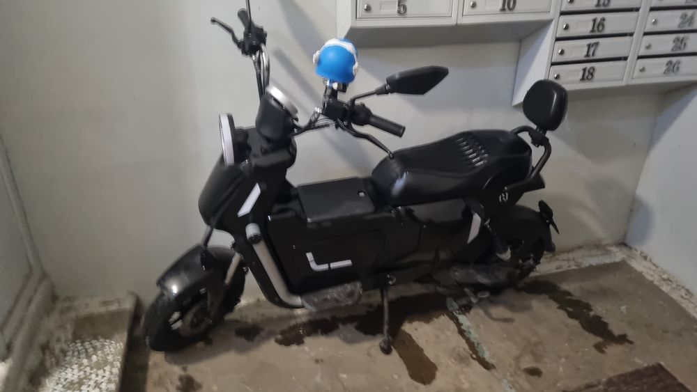 Продам электро скутер U2 pro