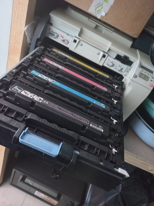 Принтер hp цветной лазер