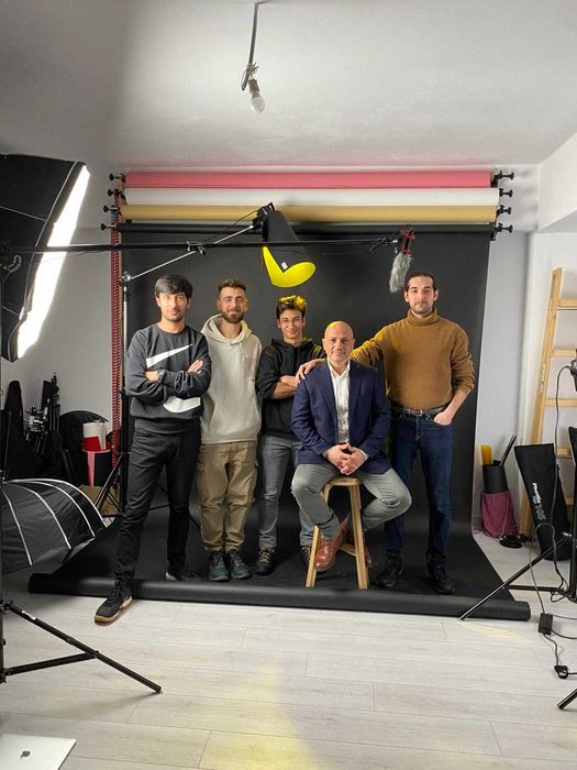 Filmări Profesionale pentru TikTok, Reels, Instagram, Facebook Ads