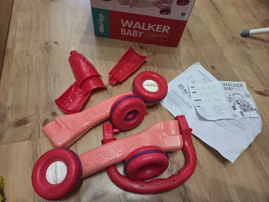 бебешка проходилка - walker
