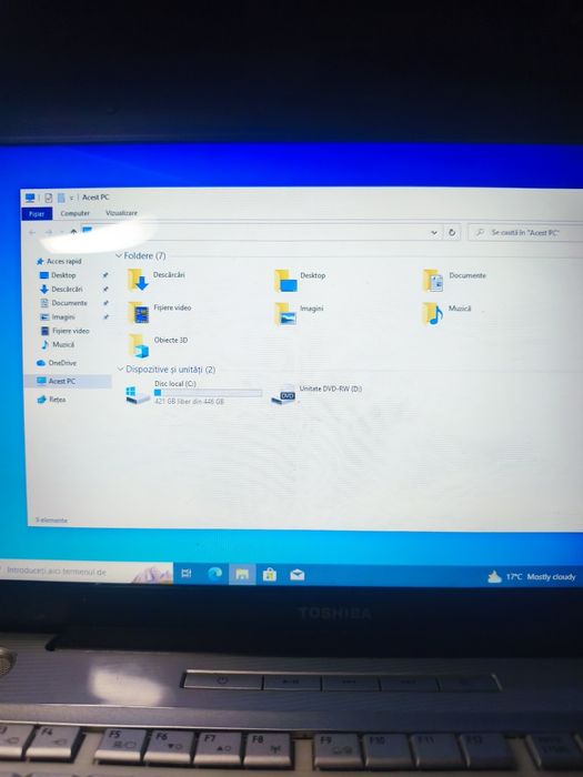Laptop Toshiba – i3 • 6GB RAM •hdd 500Gb • Funcționează doar la priză