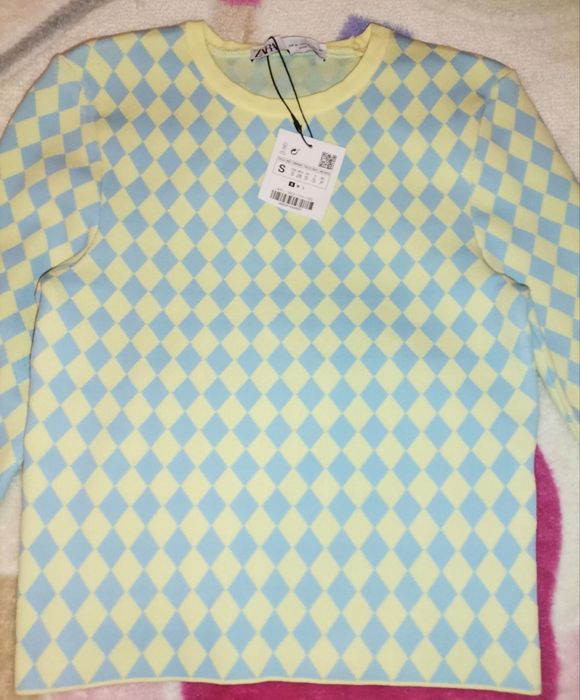 Bluza Zara, mărimea S,noua cu etichetă ,foarte frumoasa, 100%