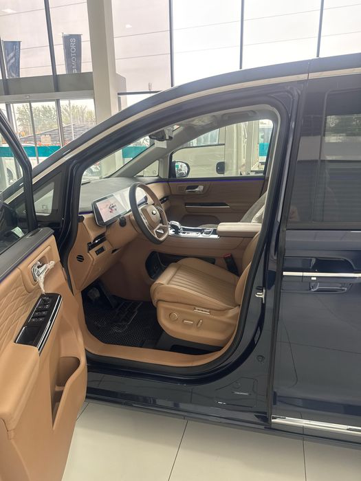 Jac rf 8 7 kishilik biznes klass mashina