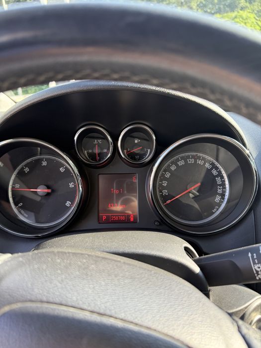 vand opel astra j  D 2.0 165  cp