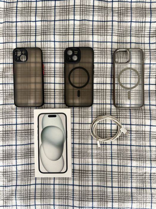 iPhone 15 256GB Black | Impecabil | Cutie + Cablu + 3 Huse