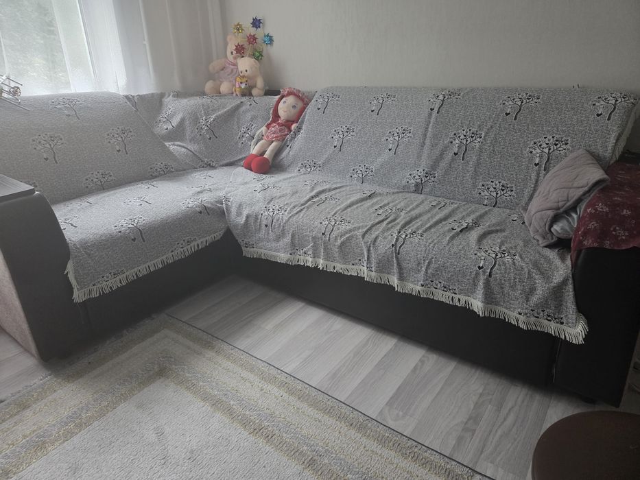 Продам диван угловой,в отличном состоянии.