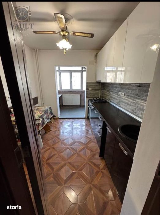 Apartament 3 camere - CENTRALA PROPRIE - zona RAHOVA