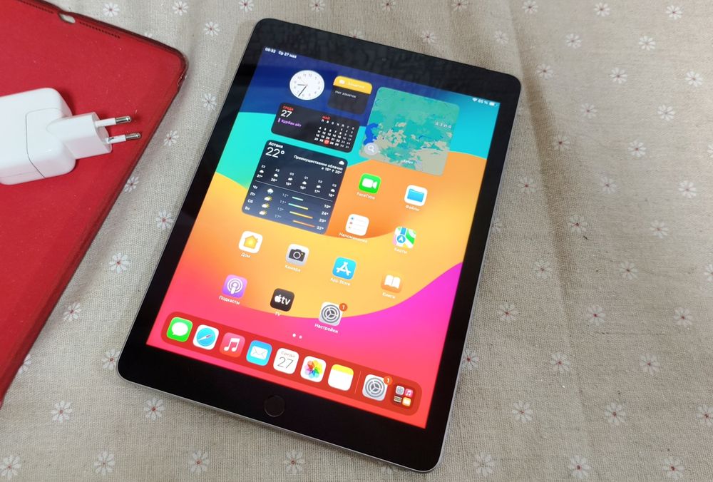 Apple iPad WiFi LTE 4G планшет