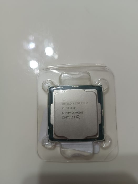 Процессор i3-10105f