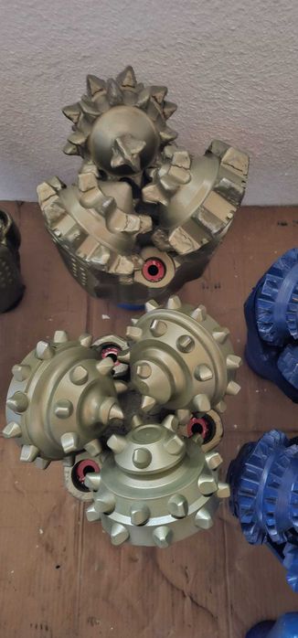 Sape de foraj cu role cu butoni ,orice dimensiune ,teren dur-abraziv