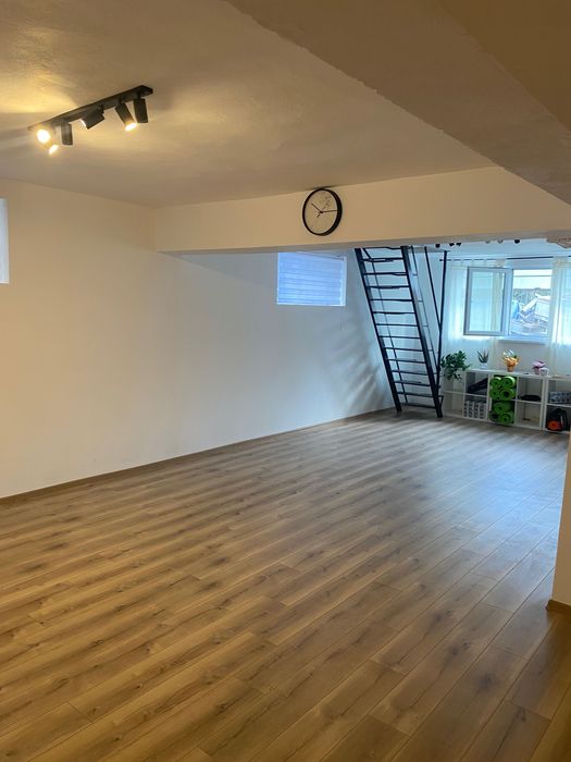 Дава се под наем Магазин в Добрич, Балик - 84 кв.м за 204 € - Снимка #2