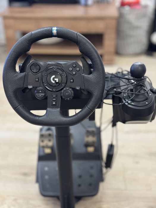 Игровой руль Logitech G29