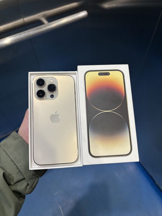 Продам Айфон 14 про