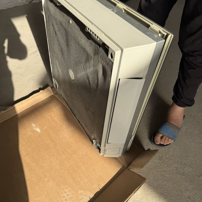 Konditsioner 2 ta, Model: A12LHU (LSUH126FUL0