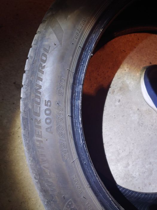 4 Гуми BRIDGESTONE Weather Control 215/50 R19